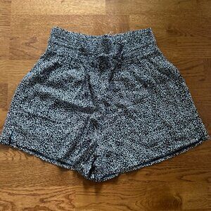 Abercrombie & Fitch Shorts Women Tie Waist XS Soft Black White Print Smock Pull